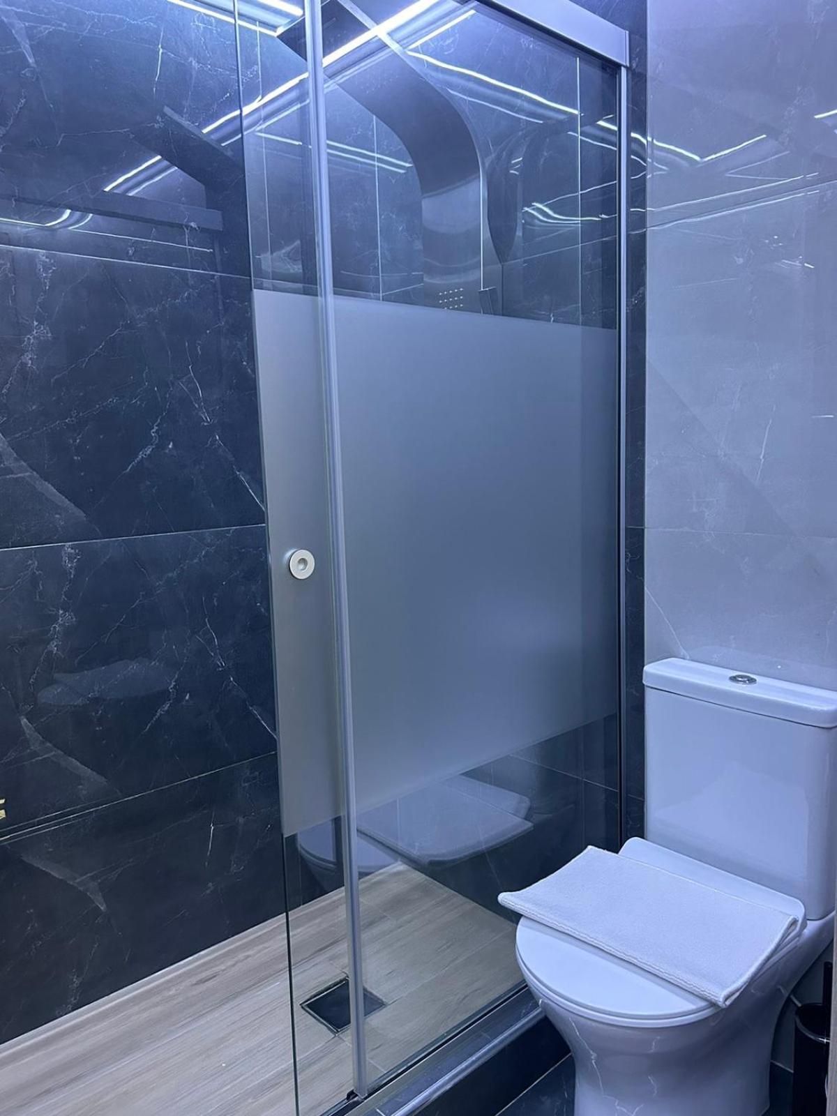 فيلا Ivory Style Maisonette Near Downtown كاندية المظهر الخارجي الصورة